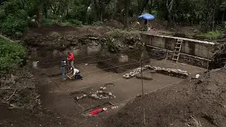 Arqueólogos del INAH exploran los restos de una aldea teotihuacana de mil 700 años, en Coyoacán