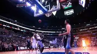 Dandre Jordan dunks on Darell Arthur