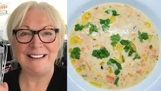 Tuscan White Bean Soup with Bacon