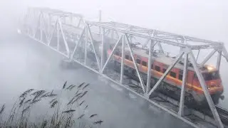  6 in 1 🔥 Back to Back high speed train crossing with Track sound.