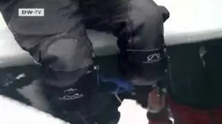 Abenteuer im Winter. Eistauchen in &Ouml;sterreich | euromaxx