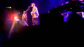 RON SEXSMITH (WITH RAY DAVIES) MISFITS