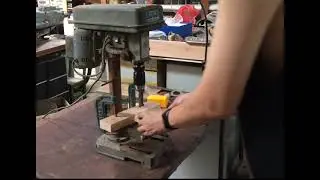 Keyless drill chuck with R8 / MT Drill Chuck Arbors