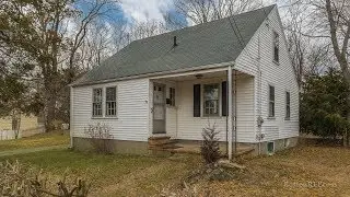 7 Porter Ter, Beverly MA - Laura Crowell - Tel 978 578 6570