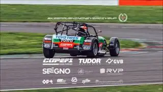 Caterham R300 - Onboard Silverstone - BEST OVERTAKE