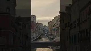 Cities built on water - Venice, Amsterdam, and Bangkok! The mystery behind 🏝 #worldcities #travel