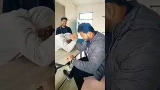 Arm wrestling.😎 #physiotherapist #futurephysio #healthcare #motivation #medical