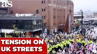 UK ERUPTS: ANTI-MIGRANT protesters CLASH with counter-demonstrators
