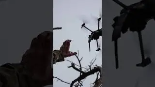 Ukraine Unleashes AI Drone Swarms First Routine Combat Use Signals Game-Changing Shift