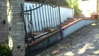CARPENTERIA METALLICA MP MESCHIARI & C MARANELLO (MO) ITALIA .wmv
