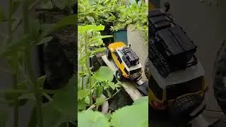 FMS FJ Cruiser 1/18 scale