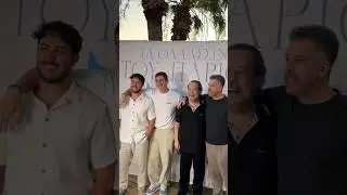 &Gamma;&iota;ά&nu;&nu;&eta;&sigmaf; &Pi;ά&rho;&iota;&omicron;&sigmaf; &Mu;&alpha;&zeta;ί &mu;&epsilon; &tau;&omicron;&upsilon;&sigmaf; &gamma;&iota;&omicron;&upsilon;&sigmaf; &tau;&omicron;&upsilon;  &sigma;&tau;&eta;&nu; &pi;&alpha;&rho;&omicron;&upsilon;&sigma;ί&alpha;&sigma;&eta; &tau;&omicron;&upsilon; &nu;έ&omicron;&upsilon; &delta;ί&sigma;&kappa;&omicron;&upsilon; &tau;&omicron;&upsilon; 