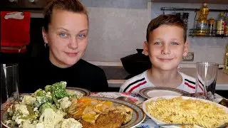 Мукбанг Теперь у нас Дуэт ✌️🤪Мясо в духовке, Макароны, Брокколи с яйцом🥦