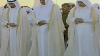 امير قطر يؤدي صلاة عيد الفطر 2016