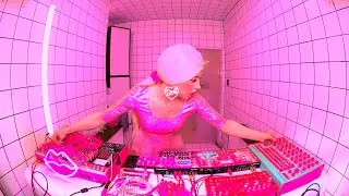 Sarah Sommers live on Hoer Berlin 14 August 2024