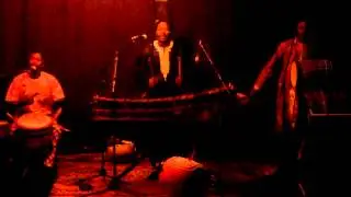 Louis Sanou mit dem Kora Balafon Trio | momag