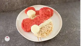 SANTA MICKEY RICE KRISPY TREAT || Walt Disney World Inspired Recipe || 12 Days of Baked Goods