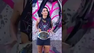 AJ LEE TURNS UP TO RAW WITH BECKY LYNCH IC TITLE #wwe