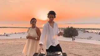 Groovy house｜ Miks deep house z nutą golden hour w utworze Marseille od Deus.