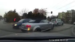 Светофарите са за украса
