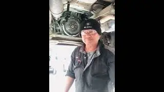 Old school Mercedes&rsquo; Benz sprinter sprint shift replacing clutch disc and plate
