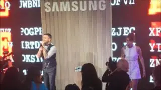 GUY SEBASTIAN SINGING AT THE SAMSUNG GALAXY PHONE
