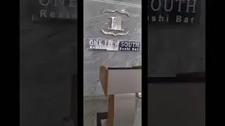 Краткий отзыв о One Flew South!! А вы там были?? #путешествиеводиночку #FoodieFlyer #foodie
