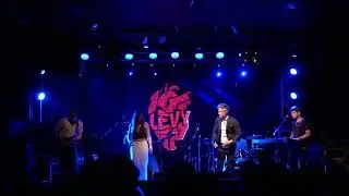 I saw her Standing -  Levy JAM en Elvis Rock And Bar...