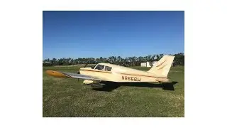 classic bush plane 1965 Piper 180 Super Cub aircraft (photo slideshow)