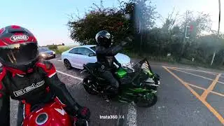 Motorway Ride from Squires Café | Kawasaki Ninja H2 vs Honda CBR650R | UK Biker Vlog