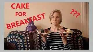 SOS Free Berry Oat Breakfast Cake || Vegan
