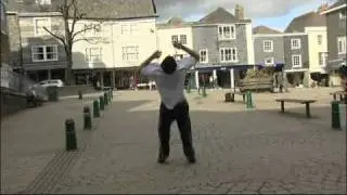 Freerunning (Parkour) in Totnes with Dominic Rott