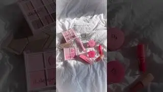 Makeup with cute packaging always makes me happy୧ ‧₊˚ 🍓 &sdot; ☆ #kbeauty
