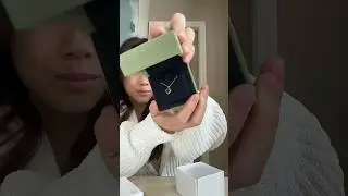 Van Cleef & Arpels Sweet Alhambra Pendant: 18K Rose Gold & Carnelian Unboxing