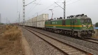 Indian Railway AC malgadi AC electric engine superfast gadi #indianrailways 