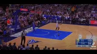 Jordan bell self alley oop dunk 🥶🥶
