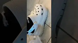 Unboxing white mega crush crocs #crocquette