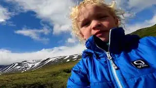 Vandring genom Sarek med barn