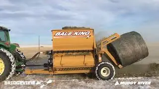 Bale processing machine - Bale King when its cold