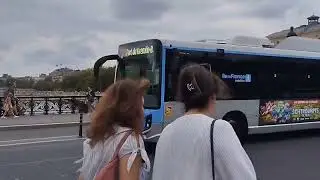Прогулка Парижем. Тріумфальна арка. Храм Паризької Богоматері. Лувр.