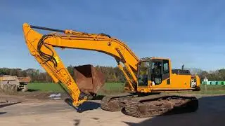 Nice excavator: Komatsu PC350LC-8, year 2011 (Refnr. BM3597)