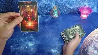 ¿¿¿ME CONVIENE esa PERSONA???💕 Tarot Interactivo Hoy