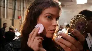 Anna Sui Spring 2018 Fashion Show - Backstage Beauty