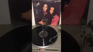 #MilliVanilliAllorNothing #MilliVanilli #AllorNothing #FabMorvan #RobPilatus #vinil #vinilo #vinyl