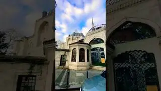 Mosque in İstanbul - #egzonibrahimi #egzon #kurandinle #istanbulcamileri #istanbul #mosque #rain