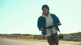 Segway P65 Kickscooter: The City Cruiser (15 secs)