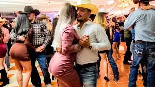 La cumbia del cometa, Baile en Chihuahua boda de B&N pacto norteno 16