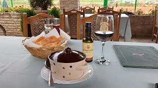Ručak u etno restoranu 