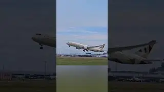 Etihad airways SMOOTH takeoff! 🛫👍 #aviation #dreamliner #flyrosta #planespotting #shorts