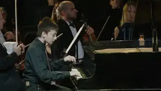 Ariel Waldman (14) Plays Beethoven | A Musiah Success Story